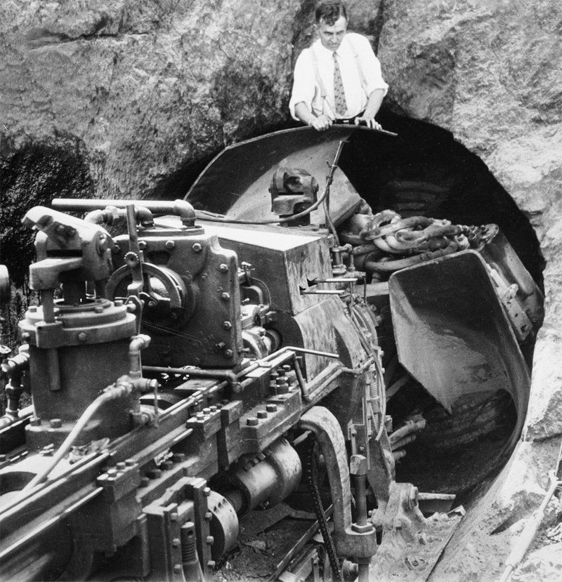 Illustration for article titled 24 Digging Machines That Created a World Beneath Our Feet